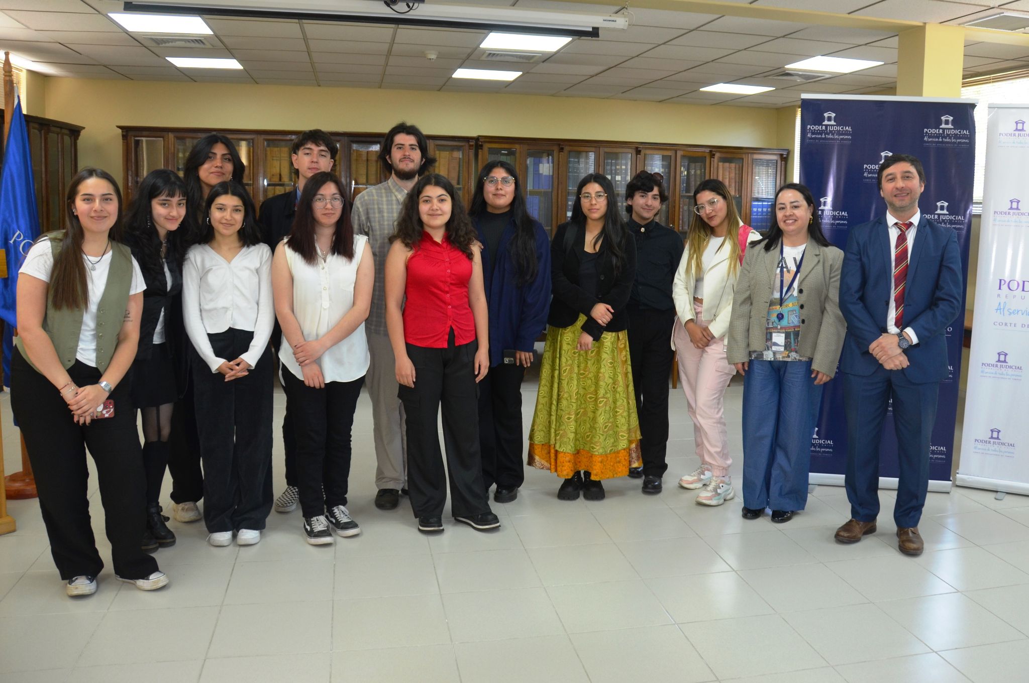 Estudiantes de la Carrera conocen sobre periodismo judicial en visita a la Corte de Apelaciones de Temuco